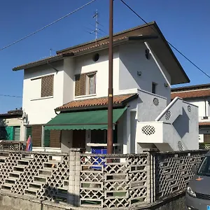  Apartament Per Brevi Periodi 